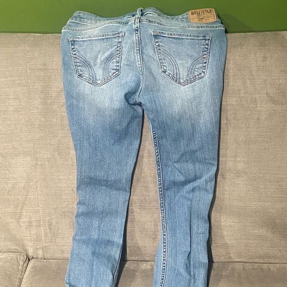 Hollister Jeans - Picture 5 of 7